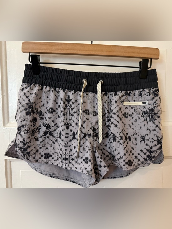 Vuori Pants - Vuori Clementine Short 2.5” S